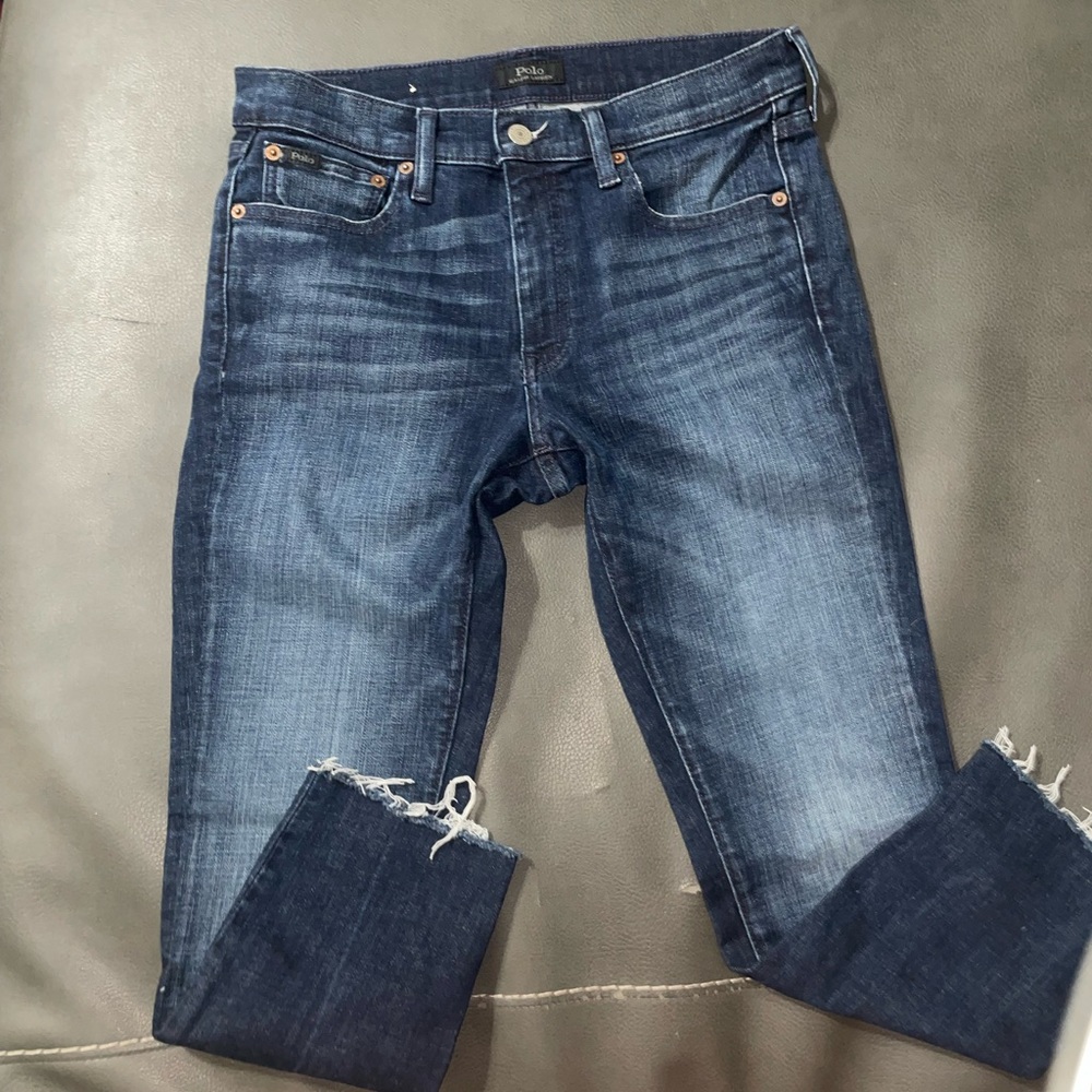 Polo Ralph Lauren Tompkins Skinny Jeans
Size:30 Dark Indigo w/ Fading & Raw Hems